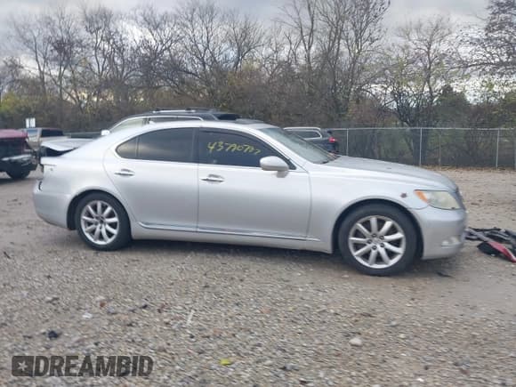 ✅ 2008 Lexus LS 460 • VIN: JTHBL46F985063260 • Lot: 43790797. Wystawiony na IAAI z przebiegiem Nie podano. Bezpłatny archiwum sprzedaży aukcyjnych z USA i szczegółowy raport historii pojazdu na DreamBid. Zdjęcie 14.
