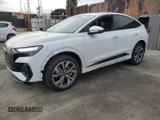 ✅ 2024 Audi Q4 e-tron Sportback Premium • VIN: WA122BFZ5RP007285 • Lot: 82339564. Listed on Copart with 12,006 mi. Free auction sales archive from the USA and detailed vehicle history report at DreamBid. Image 1.