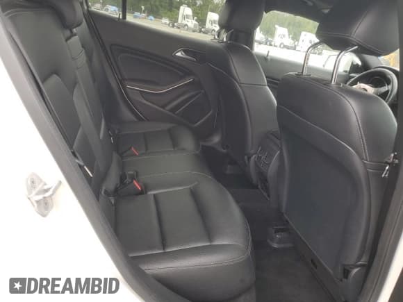 ✅ 2018 Mercedes-Benz GLA 250 • VIN: WDCTG4EB9JJ434224 • Lot: 71733595. Listed on Copart with 166,267 mi. Free auction sales archive from the USA and detailed vehicle history report at DreamBid. Image 11.