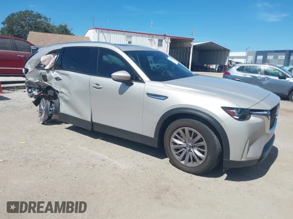 ✅ 2025 Mazda CX-90 Preferred Package • VIN: JM3KKBHA1S1196675 • Lot: 43301929. Wystawiony na IAAI z przebiegiem 8 476 mil. Bezpłatny archiwum sprzedaży aukcyjnych z USA i szczegółowy raport historii pojazdu na DreamBid. Zdjęcie 1.