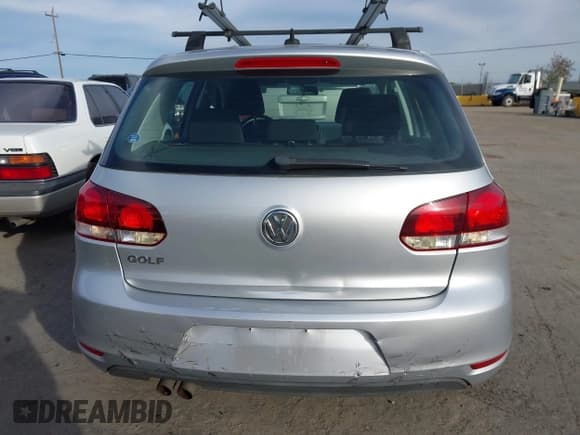 ✅ 2012 Volkswagen Golf • VIN: WVWDB7AJ3CW278470 • Lot: 43775624. Listed on IAAI with 111,676 mi. Free auction sales archive from the USA and detailed vehicle history report at DreamBid. Image 16.