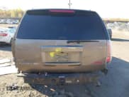 ✅ 2011 GMC Yukon XL Denali • VIN: 1GKS2MEF1BR301788 • Lot: 43527840. Listed on IAAI with 189,137 mi. Free auction sales archive from the USA and detailed vehicle history report at DreamBid. Image 6.