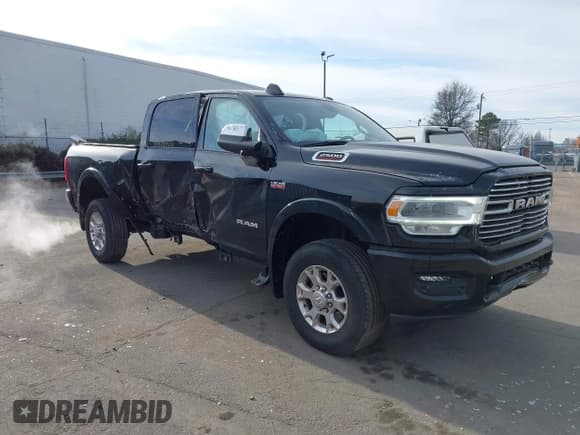 ✅ 2022 Ram 2500 Laramie • VIN: 3C6UR5FJ5NG248842 • Lot: 41342784. Wystawiony na IAAI z przebiegiem 45 405 mil. Bezpłatny archiwum sprzedaży aukcyjnych z USA i szczegółowy raport historii pojazdu na DreamBid. Zdjęcie 1.