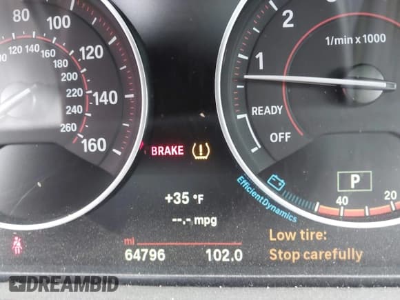 ✅ 2018 BMW 3 Series 330i xDrive • VIN: WBA8D9C54JEM31381 • Lot: 41904785. Listed on IAAI with 64,796 mi. Free auction sales archive from the USA and detailed vehicle history report at DreamBid. Image 15.