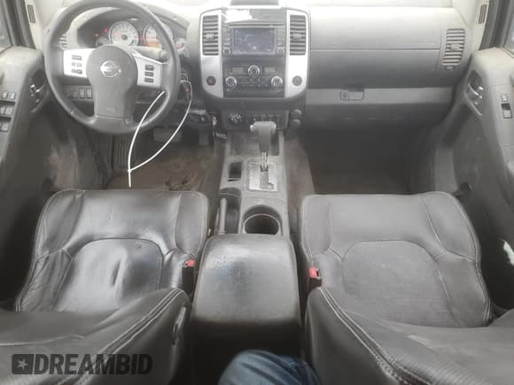 ✅ 2014 Nissan Frontier Pro-4X • VIN: 1N6AD0EV1EN741231 • Lot: 51704525. Wystawiony na Copart z przebiegiem 126 708 mil. Bezpłatny archiwum sprzedaży aukcyjnych z USA i szczegółowy raport historii pojazdu na DreamBid. Zdjęcie 8.