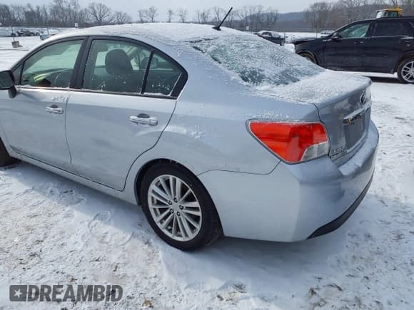 ✅ 2014 Subaru Impreza Limited • VIN: JF1GJAH66EH022965 • Lot: 41612932. Wystawiony na IAAI z przebiegiem 104 348 mil. Bezpłatny archiwum sprzedaży aukcyjnych z USA i szczegółowy raport historii pojazdu na DreamBid. Zdjęcie 3.