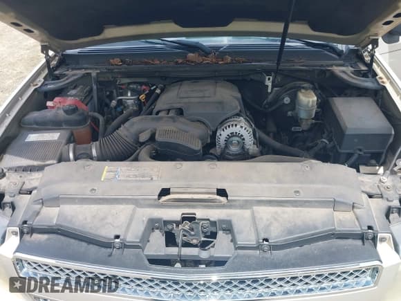 ✅ 2007 Chevrolet Suburban LTZ • VIN: 1GNFC16047R389477 • Lot: 42236857. Listed on IAAI with 212,863 mi. Free auction sales archive from the USA and detailed vehicle history report at DreamBid. Image 10.