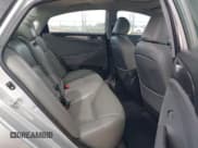 ✅ 2011 Hyundai Sonata Hybrid • VIN: KMHEC4A42BA003450 • Lot: 43629836. Wystawiony na IAAI z przebiegiem 241 178 mil. Bezpłatny archiwum sprzedaży aukcyjnych z USA i szczegółowy raport historii pojazdu na DreamBid. Zdjęcie 8.