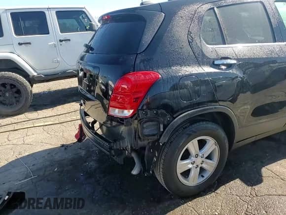 2019 Chevrolet Trax LT with VIN 3GNCJLSB6KL402158, listed as a Copart auction lot 84395065 with Not provided miles and Clean title. Bid and sale history available at DreamBid. Image 15.