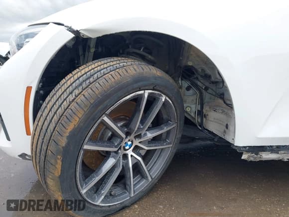 ✅ 2021 BMW 3 Series 330i • VIN: 3MW5R1J06M8B90668 • Lot: 41942076. Listed on IAAI with 68,073 mi. Free auction sales archive from the USA and detailed vehicle history report at DreamBid. Image 20.