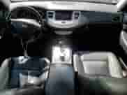 2012 Hyundai Genesis 4.6L z VIN KMHGC4DF6CU171615, wystawiony jako Copart lot #71681814 z przebiegiem 103 219 mil mil oraz Szkoda całkowita • Salvage title. Historia ofert i sprzedaży dostępna na DreamBid. Obrazek 8.