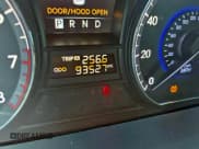 ✅ 2013 Hyundai Equus Signature • VIN: KMHGH4JH0DU063970 • Lot: 94177105. Listed on Copart with 93,527 mi. Free auction sales archive from the USA and detailed vehicle history report at DreamBid. Image 8.