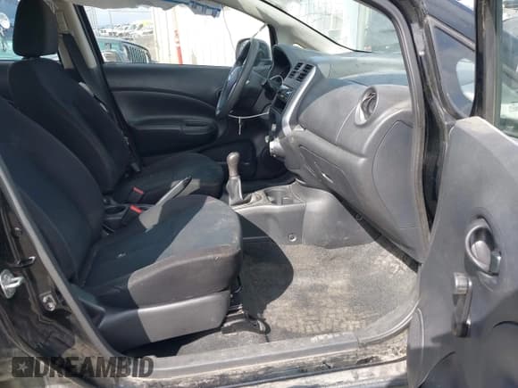 ✅ 2014 Nissan Note SV • VIN: 3N1CE2CP7EL411296 • Lot: 42334796. Listed on IAAI with 132,107 mi. Free auction sales archive from the USA and detailed vehicle history report at DreamBid. Image 5.