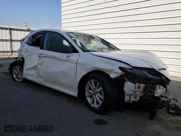 ✅ 2025 Toyota Camry LE • VIN: 4T1DAACK9SU523235 • Lot: 90798885. Listed on Copart with 35,690 mi. Free auction sales archive from the USA and detailed vehicle history report at DreamBid. Image 4.