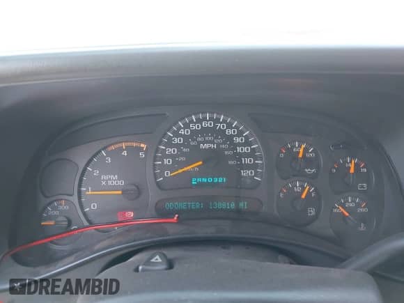 2004 Chevrolet Silverado 2500HD LS with VIN 1GCHK29294E264047, listed as a IAAI auction lot 43403009 with 138,810 mi miles and . Bid and sale history available at DreamBid. Image 7.