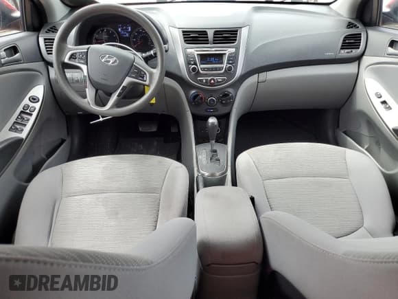 ✅ 2017 Hyundai Accent SE • VIN: KMHCT4AE1HU325679 • Лот: 70418374. Опубликован ранее на Copart с пробегом 115 596 миль. Бесплатный доступ к архиву аукционных продаж из США и подробный отчёт об истории автомобиля на DreamBid. Изображение 8.