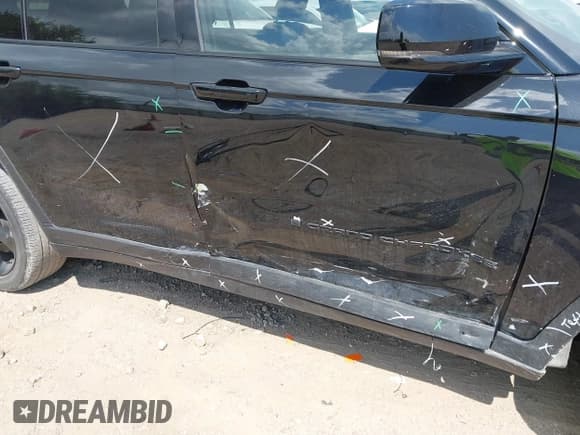 ✅ 2023 Jeep Grand Cherokee Laredo • VIN: 1C4RJJAG1P8874598 • Лот: 43206527. Опубликован ранее на IAAI с пробегом 40 904 миль. Бесплатный доступ к архиву аукционных продаж из США и подробный отчёт об истории автомобиля на DreamBid. Изображение 6.