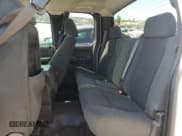 ✅ 2007 Chevrolet Silverado 1500 • VIN: 1GBHC39657E597358 • Lot: 52408105. Wystawiony na Copart z przebiegiem 379 668 mil. Bezpłatny archiwum sprzedaży aukcyjnych z USA i szczegółowy raport historii pojazdu na DreamBid. Zdjęcie 10.