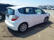 ✅ 2009 Honda Fit Sport • VIN: JHMGE884X9S031777 • Lot: 42482823. Listed on IAAI with 317,667 mi. Free auction sales archive from the USA and detailed vehicle history report at DreamBid. Image 4.