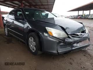 ✅ 2007 Honda Accord LX • VIN: 1HGCM56497A194204 • Lot: 43726614. Listed on IAAI with 217,186 mi. Free auction sales archive from the USA and detailed vehicle history report at DreamBid. Image 1.