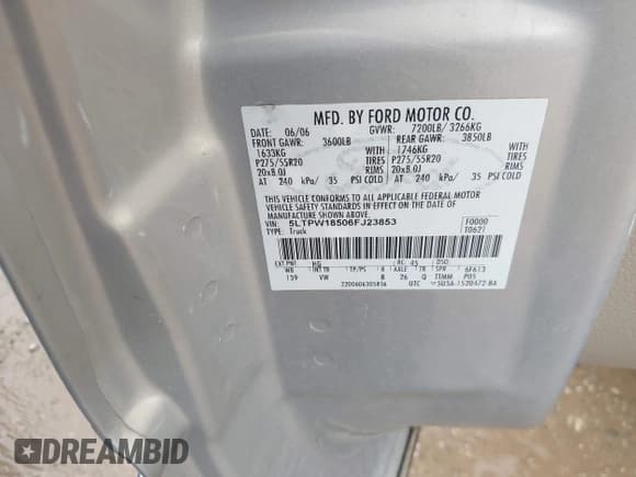 ✅ 2006 Lincoln Mark LT • VIN: 5LTPW18506FJ23853 • Лот: 42499617. Опубликован ранее на IAAI с пробегом 266 434 миль. Бесплатный доступ к архиву аукционных продаж из США и подробный отчёт об истории автомобиля на DreamBid. Изображение 9.