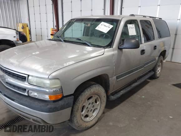 2005 Chevrolet Suburban LS z VIN 1GNFK16Z85J145229, wystawiony jako IAAI lot #42706478 z przebiegiem 198 500 mil mil oraz . Historia ofert i sprzedaży dostępna na DreamBid. Obrazek 18.