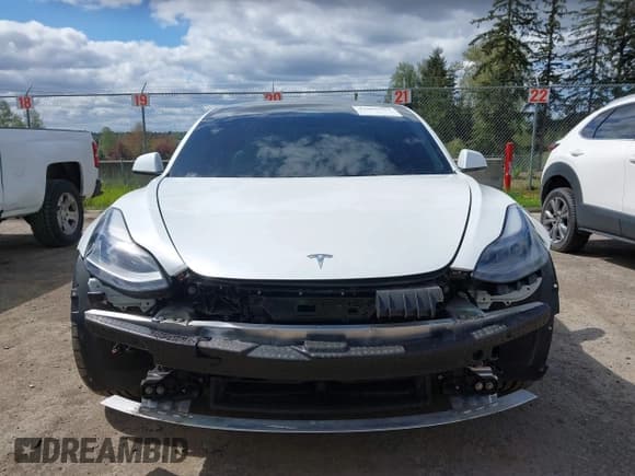 ✅ 2021 Tesla Model 3 Performance • VIN: 5YJ3E1EC2MF096681 • Lot: 42068782. Wystawiony na IAAI z przebiegiem 34 852 mil. Bezpłatny archiwum sprzedaży aukcyjnych z USA i szczegółowy raport historii pojazdu na DreamBid. Zdjęcie 13.