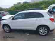 2014 Mitsubishi Outlander ES с VIN 4A4AR3AU3EE027371, выставлен на аукционе IAAI как лот 43140326 с пробегом 114 059 миль миль и . История ставок и продаж доступна на DreamBid. Изображение 14.