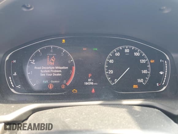 ✅ 2018 Honda Accord LX • VIN: 1HGCV1F14JA045945 • Lot: 82701845. Listed on Copart with 184,398 mi. Free auction sales archive from the USA and detailed vehicle history report at DreamBid. Image 9.