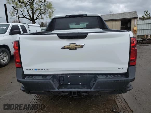 ✅ 2024 Chevrolet Silverado EV Work Truck • VIN: 1GC10UED1RU201421 • Лот: 48081965. Опубликован ранее на Copart с пробегом 4 144 миль. Бесплатный доступ к архиву аукционных продаж из США и подробный отчёт об истории автомобиля на DreamBid. Изображение 6.