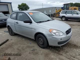 ✅ 2009 Hyundai Accent Auto GS • VIN: KMHCM36C19U112294 • Lot: 72515624. Wystawiony na Copart z przebiegiem Nie podano. Bezpłatny archiwum sprzedaży aukcyjnych z USA i szczegółowy raport historii pojazdu na DreamBid. Zdjęcie 4.