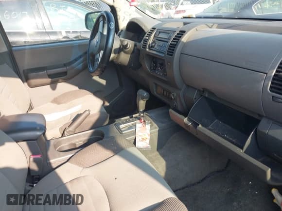✅ 2006 Nissan Xterra S • VIN: 5N1AN08U86C517823 • Lot: 42481045. Listed on IAAI with Not provided. Free auction sales archive from the USA and detailed vehicle history report at DreamBid. Image 5.