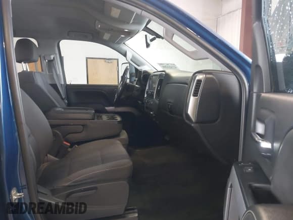 ✅ 2018 Chevrolet Silverado 2500HD LT • VIN: 1GC1KVEY8JF174794 • Lot: 41922200. Listed on IAAI with 147,020 mi. Free auction sales archive from the USA and detailed vehicle history report at DreamBid. Image 5.