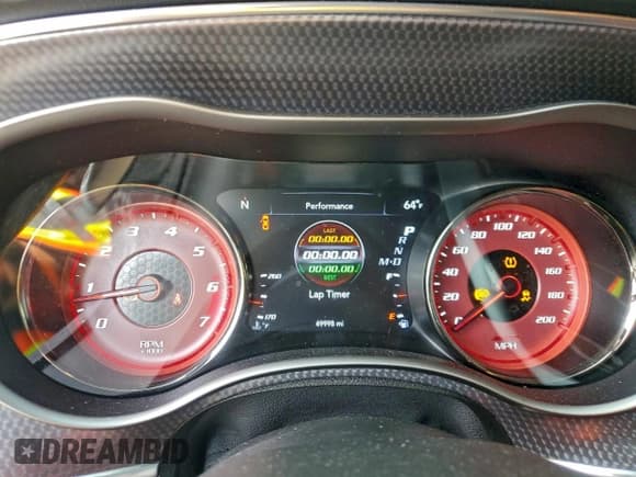 ✅ 2022 Dodge Charger SRT Hellcat Widebody • VIN: 2C3CDXL91NH135872 • Лот: 93831795. Опубликован ранее на Copart с пробегом 49 998 миль. Бесплатный доступ к архиву аукционных продаж из США и подробный отчёт об истории автомобиля на DreamBid. Изображение 9.