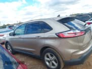 ✅ 2020 Ford Edge SE • VIN: 2FMPK3G92LBA05200 • Lot: 43584645. Wystawiony na IAAI z przebiegiem 61 945 mil. Bezpłatny archiwum sprzedaży aukcyjnych z USA i szczegółowy raport historii pojazdu na DreamBid. Zdjęcie 14.