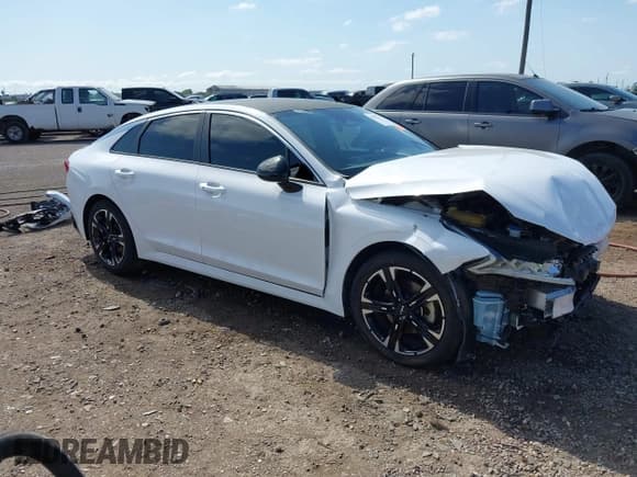 ✅ 2023 Kia K5 GT-Line • VIN: 5XXG64J21PG176245 • Lot: 41992297. Wystawiony na IAAI z przebiegiem 31 689 mil. Bezpłatny archiwum sprzedaży aukcyjnych z USA i szczegółowy raport historii pojazdu na DreamBid. Zdjęcie 1.