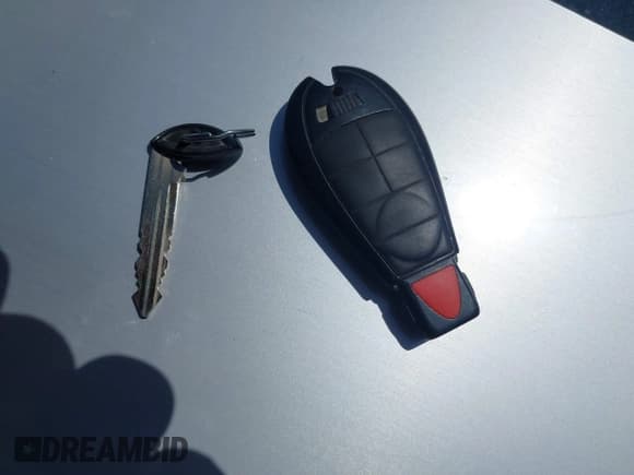 ✅ 2010 Jeep Commander Limited • VIN: 1J4RG5GT6AC146638 • Лот: 42391331. Опубликован ранее на IAAI с пробегом 142 609 миль. Бесплатный доступ к архиву аукционных продаж из США и подробный отчёт об истории автомобиля на DreamBid. Изображение 11.