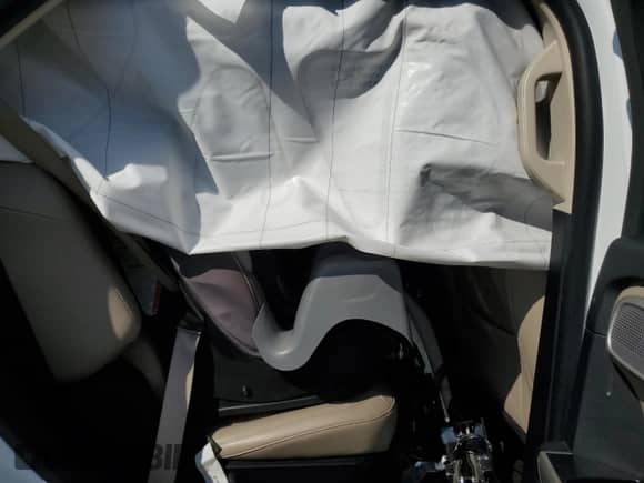 2022 Ford Explorer Limited z VIN 1FMSK7FH4NGA56235, wystawiony jako Copart lot #70799225 z przebiegiem Nie podano mil oraz Szkoda całkowita • Salvage title. Historia ofert i sprzedaży dostępna na DreamBid. Obrazek 11.