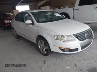 ✅ 2009 Volkswagen Passat Komfort • VIN: WVWJK73C59P050698 • Lot: 42891749. Listed on IAAI with 138,395 mi. Free auction sales archive from the USA and detailed vehicle history report at DreamBid. Image 1.