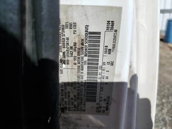 ✅ 2001 Ford Econoline Passenger XL • VIN: 1FBSS31S91HA29444 • Lot: 86081465. Listed on Copart with 639,995 mi. Free auction sales archive from the USA and detailed vehicle history report at DreamBid. Image 13.