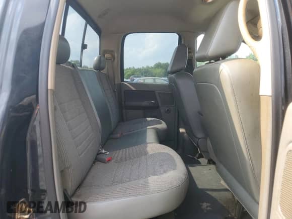 2007 Dodge 1500 ST z VIN 1D7HA18K07J603939, wystawiony jako Copart lot #63998025 z przebiegiem 123 228 mil mil oraz Szkoda całkowita • Salvage title. Historia ofert i sprzedaży dostępna na DreamBid. Obrazek 10.