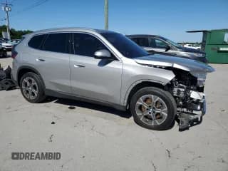 ✅ 2023 BMW X1 xDrive28i • VIN: WBX73EF06P5W44984 • Lot: 56494564. Listed on Copart with 26,316 mi. Free auction sales archive from the USA and detailed vehicle history report at DreamBid. Image 4.