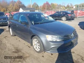 ✅ 2015 Volkswagen Jetta SE • VIN: 3VWD17AJ3FM354760 • Lot: 43555284. Wystawiony na IAAI z przebiegiem 108 429 mil. Bezpłatny archiwum sprzedaży aukcyjnych z USA i szczegółowy raport historii pojazdu na DreamBid. Zdjęcie 1.