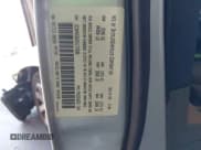 ✅ 2005 Chrysler 300 Touring • VIN: 2C3AA53G65H172886 • Лот: 43484553. Опубликован ранее на IAAI с пробегом 106 543 миль. Бесплатный доступ к архиву аукционных продаж из США и подробный отчёт об истории автомобиля на DreamBid. Изображение 9.