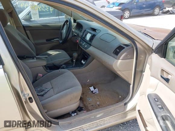 ✅ 2005 Toyota Camry STD • VIN: 4T1BE32K35U100261 • Lot: 43340699. Listed on IAAI with 150,001 mi. Free auction sales archive from the USA and detailed vehicle history report at DreamBid. Image 5.