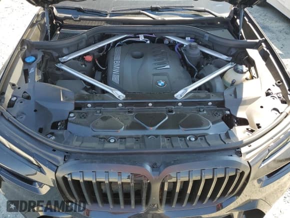 ✅ 2025 BMW X7 xDrive40i • VIN: 5UX23EM09S9Z64357 • Лот: 80567045. Опубликован ранее на Copart с пробегом 10 499 миль. Бесплатный доступ к архиву аукционных продаж из США и подробный отчёт об истории автомобиля на DreamBid. Изображение 12.