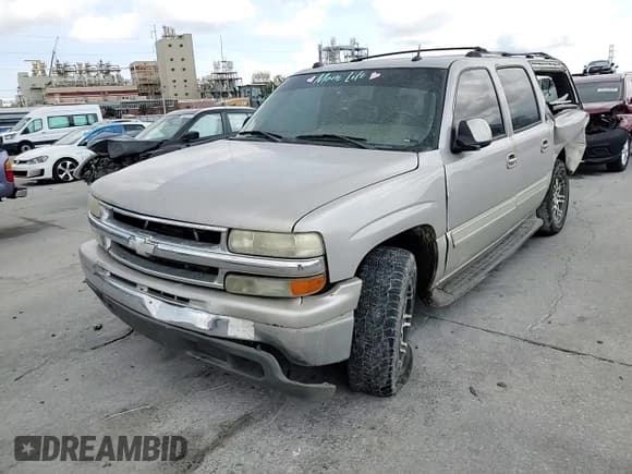 ✅ 2005 Chevrolet Suburban LT • VIN: 1GNEC16Z25J146045 • Лот: 58289475. Опубликован ранее на Copart с пробегом Не указан. Бесплатный доступ к архиву аукционных продаж из США и подробный отчёт об истории автомобиля на DreamBid. Изображение 14.