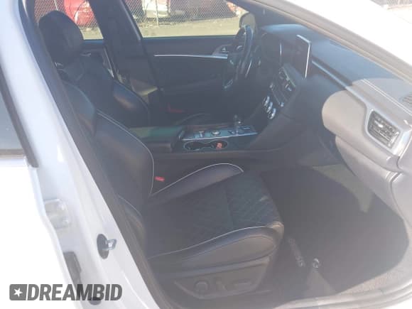 ✅ 2020 Genesis G70 3.3T • VIN: KMTG34LE5LU064103 • Lot: 43413551. Wystawiony na IAAI z przebiegiem 87 650 mil. Bezpłatny archiwum sprzedaży aukcyjnych z USA i szczegółowy raport historii pojazdu na DreamBid. Zdjęcie 5.