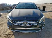 ✅ 2019 Mercedes-Benz GLA 250 • VIN: WDCTG4EB5KJ555236 • Лот: 86177045. Опубликован ранее на Copart с пробегом 76 233 миль. Бесплатный доступ к архиву аукционных продаж из США и подробный отчёт об истории автомобиля на DreamBid. Изображение 5.