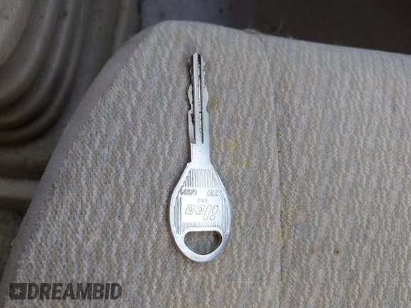 ✅ 2000 Nissan Frontier XE • VIN: 1N6DD26S2YC419212 • Лот: 43686141. Опубликован ранее на IAAI с пробегом 141 612 миль. Бесплатный доступ к архиву аукционных продаж из США и подробный отчёт об истории автомобиля на DreamBid. Изображение 11.